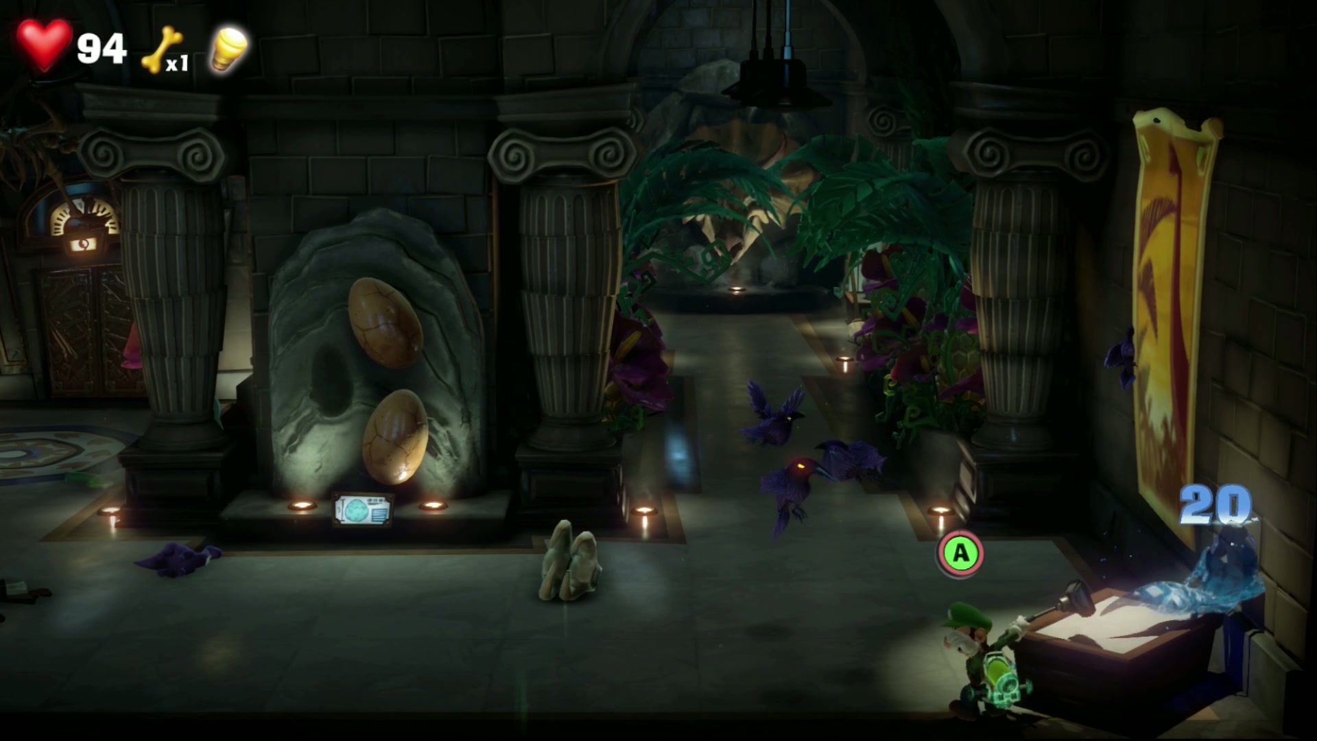 Yellow Gem Exhibit Hall entrance display case in 9F Museum in Luigi's Mansion 3